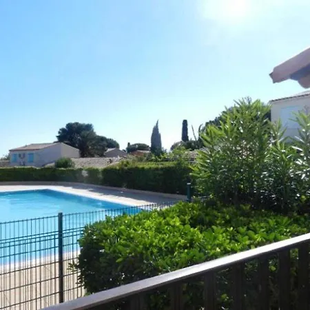 Сasa de vacaciones Mitoyenne T3 Avec Piscine Et Parking - Fr-1-607-49 Agde
