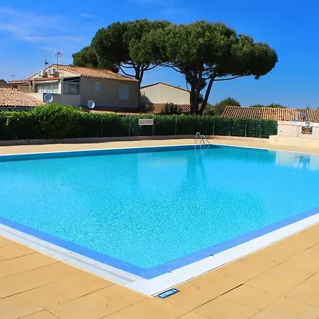 Mitoyenne T3 Avec Piscine Et Parking - Fr-1-607-49 * Agde