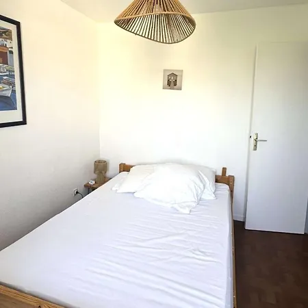 Mitoyenne T3 Avec Piscine Et Parking - Fr-1-607-49 Agde