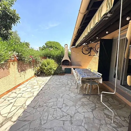 Mitoyenne T3 Avec Piscine Et Parking - Fr-1-607-49 Vakantiehuis *