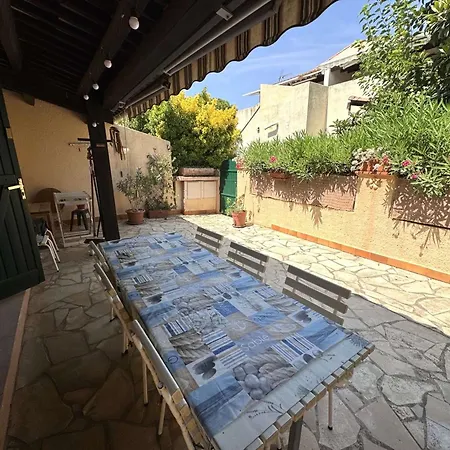 Mitoyenne T3 Avec Piscine Et Parking - Fr-1-607-49 Vakantiehuis Agde
