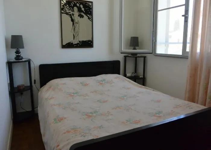 Mitoyenne T3 Avec Piscine Et Parking - Fr-1-607-49 Nyaraló