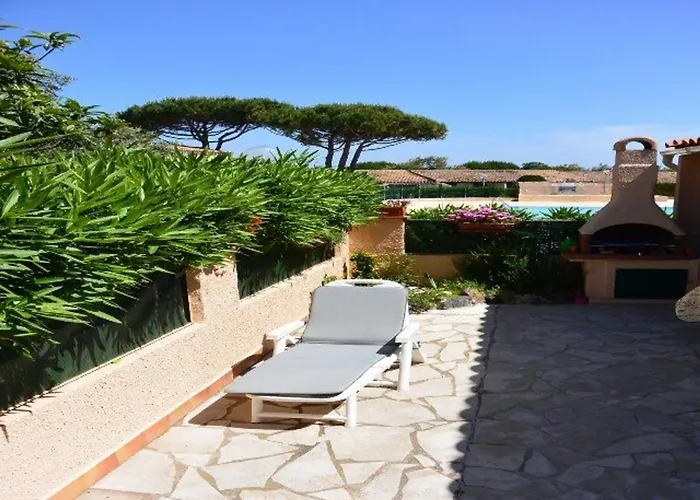 Nyaraló Mitoyenne T3 Avec Piscine Et Parking - Fr-1-607-49